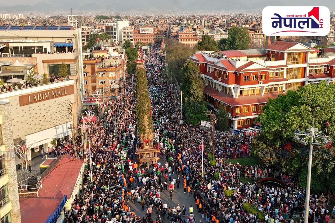 रातो मछिन्द्रनाथ जात्राको रौनक(तस्बिरहरु)