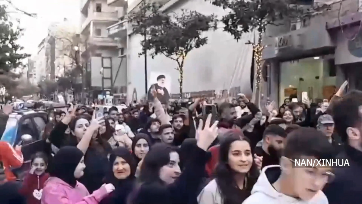 लेबनानमा इजरायली हवाई आक्रमणमा १२ सुरक्षाकर्मीसहित १९ जनाको मृत्यु