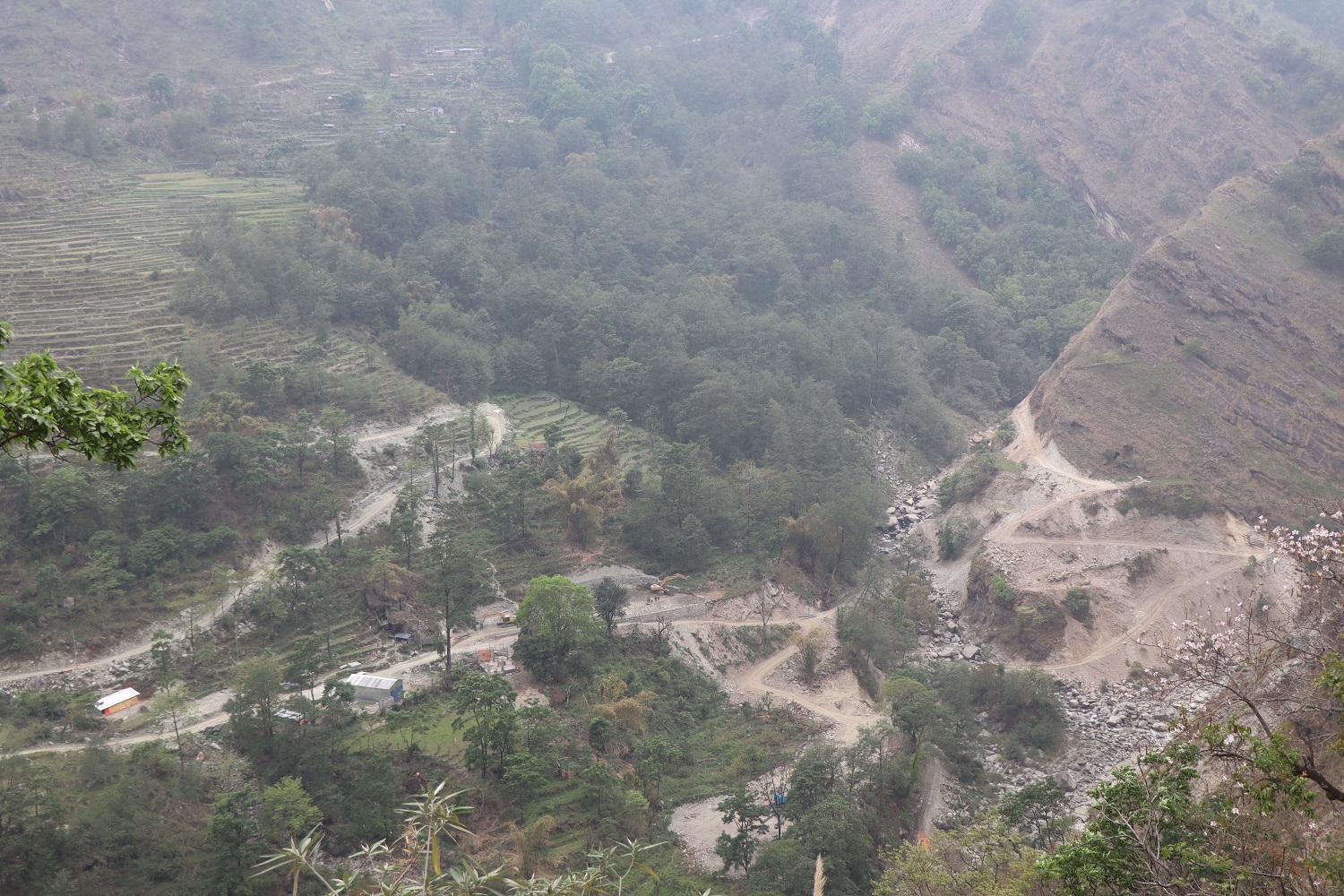 दरखोला जलविद्युत् आयोजनामा लगानी जुट्यो