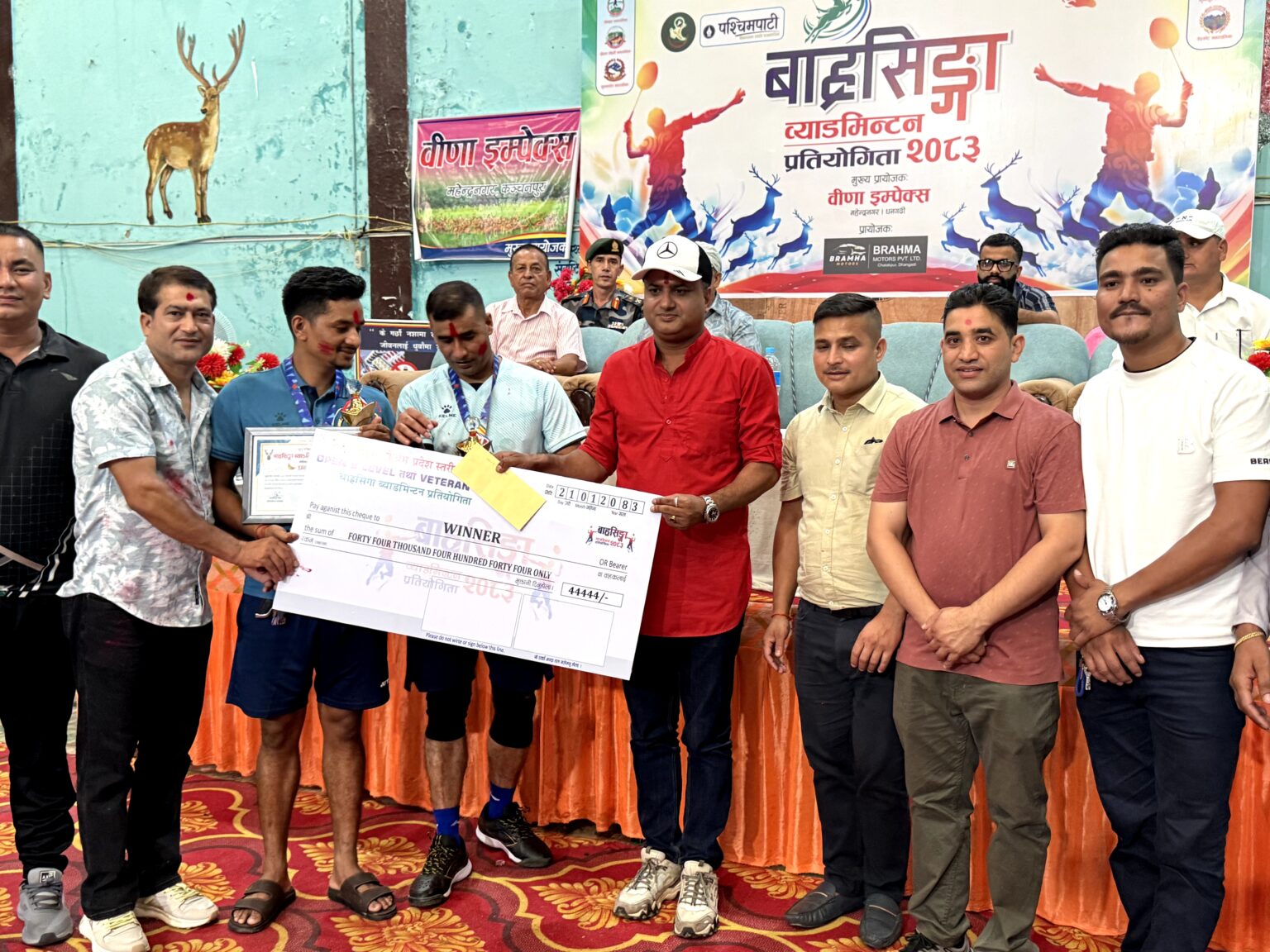 बाह्रसिङ्गा ब्याडमिन्टन प्रतियोगिताको उपाधि राम र राजेन्द्रलाई
