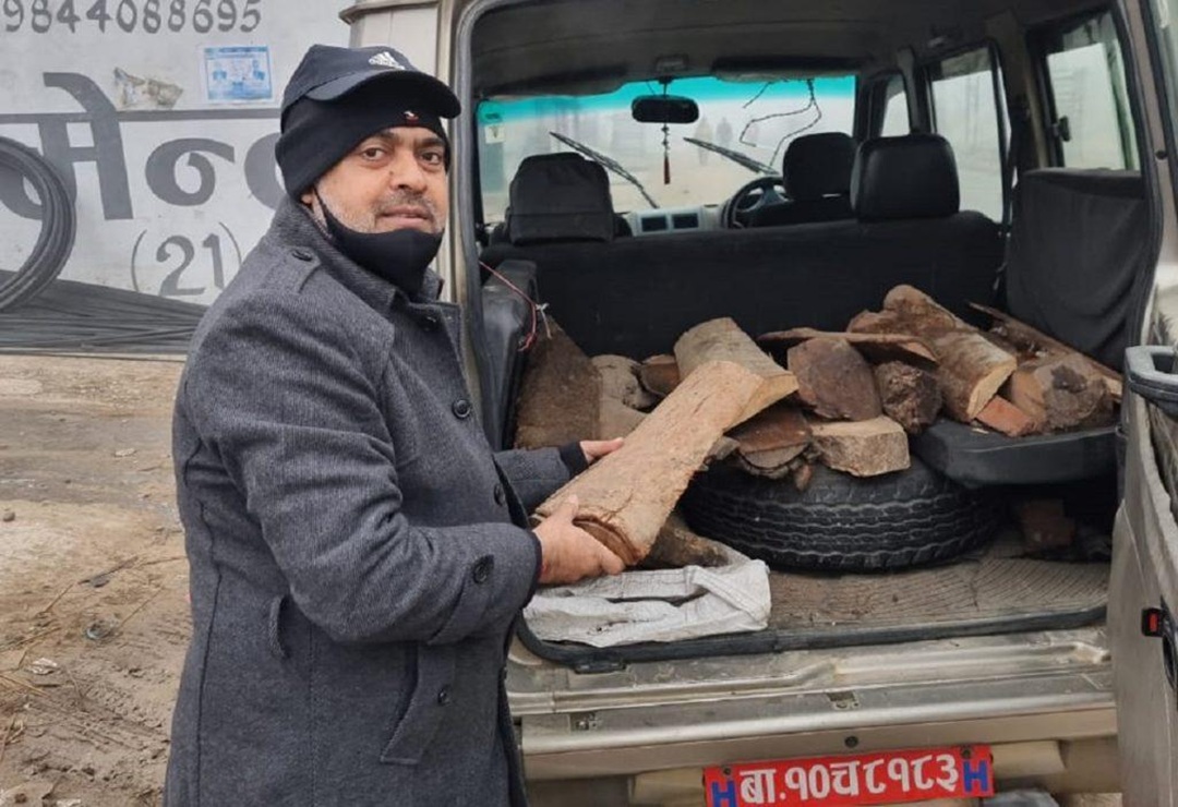 पत्रकारलाई धम्की दिने डाक्टर पक्राउ
