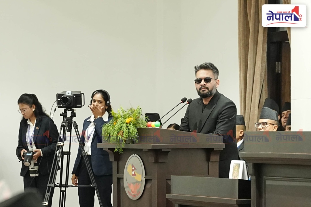 खोला किनारका जोखिमपूर्ण सुकुमवासी व्यवस्थापन गर्न डोजर चलाइयो : प्रधानमन्त्री 