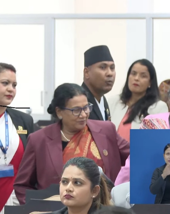 गीतालाई कारबाही, आशिकालाई छुट