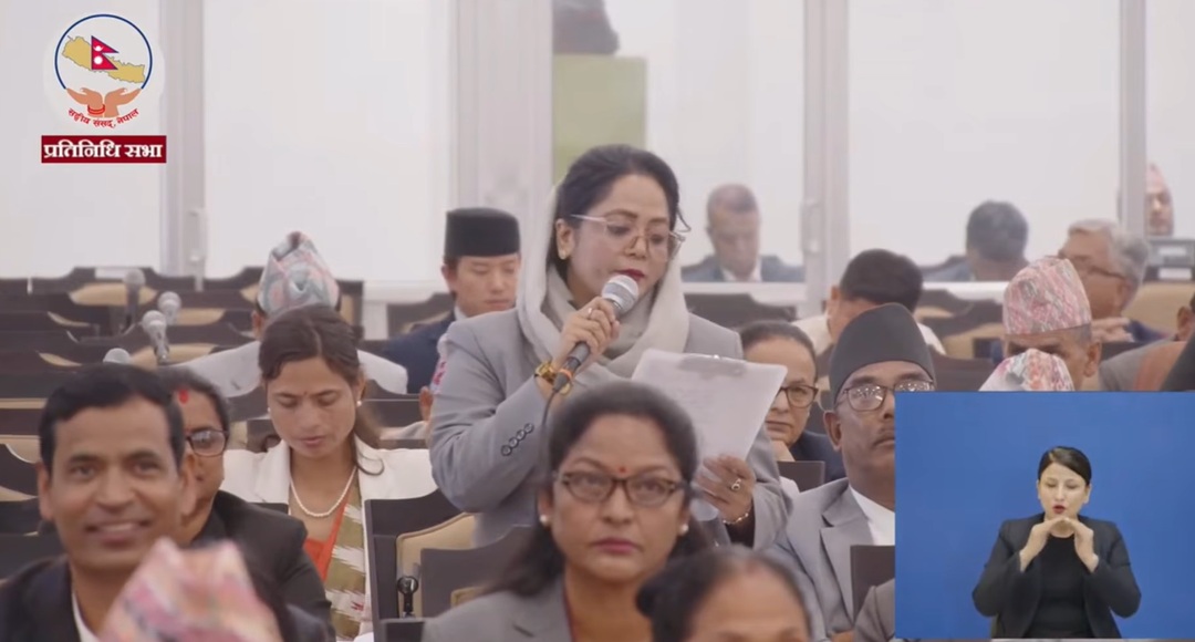 ‘बालेन सरकारले डाेजर चलाएर सुकुम्बासीकाे उठिबास लगाउँदा मुटु छियाछिया’ (भिडियो)