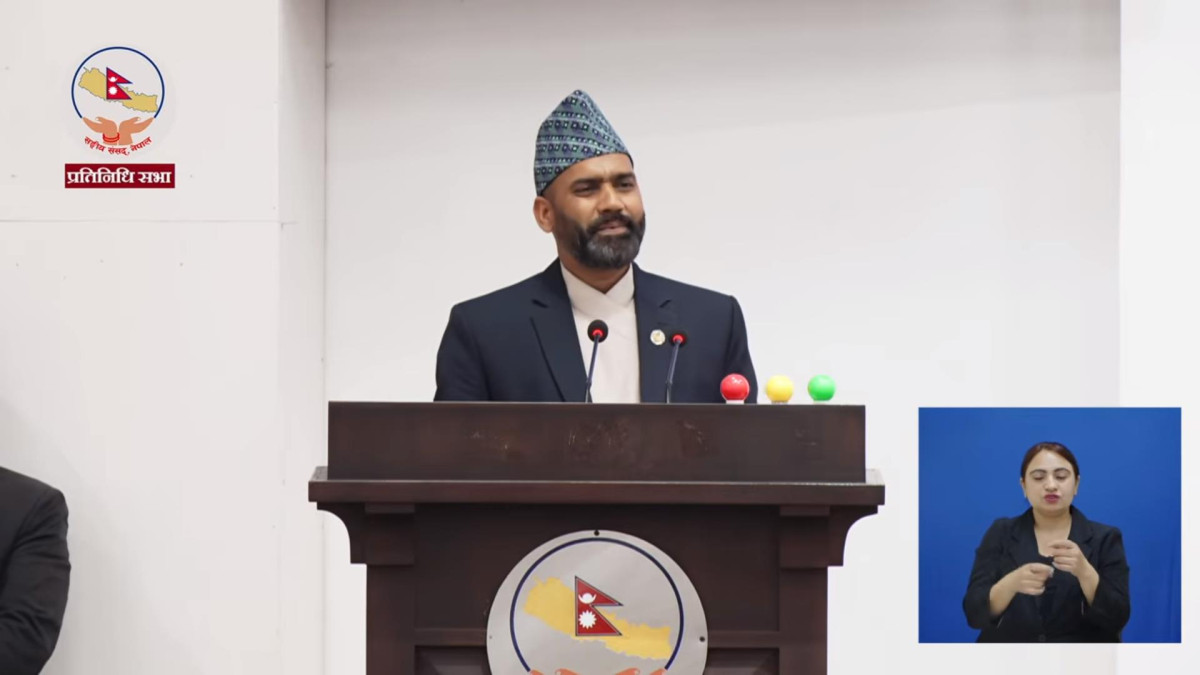 सबै जिल्लाका दलित परिवारलाई सामाजिक अन्तरघुलन गराउने प्रयास गर्छौंः मन्त्री पौडेल
