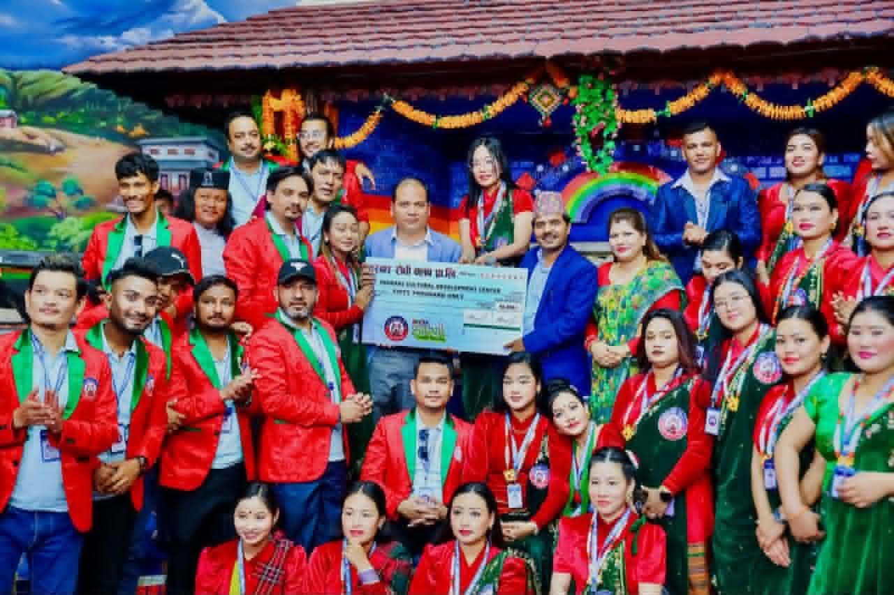 दुर्गेश थापादेखि टीका सानुसम्म एउटै मञ्चमा, दरबार रोधीको १८औँ वार्षिकोत्सवमा दृष्टिविहीन कलाकारलाई सहयोग