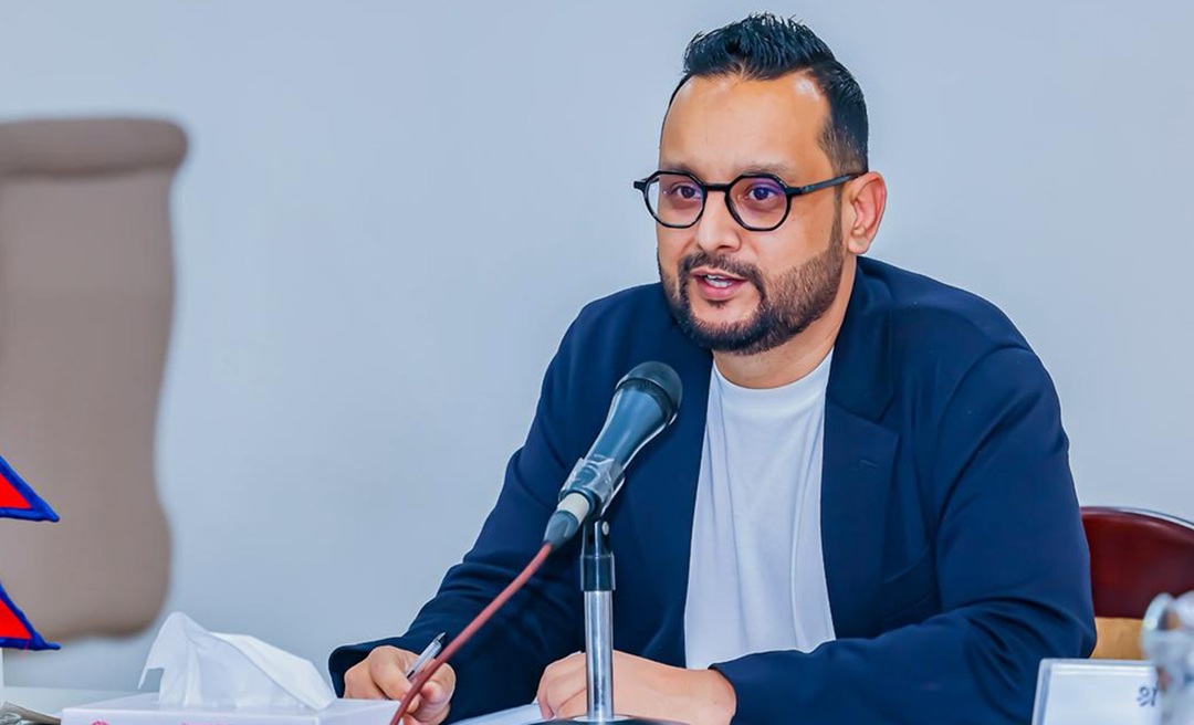 ‘हु इज असिम शाह ?’
