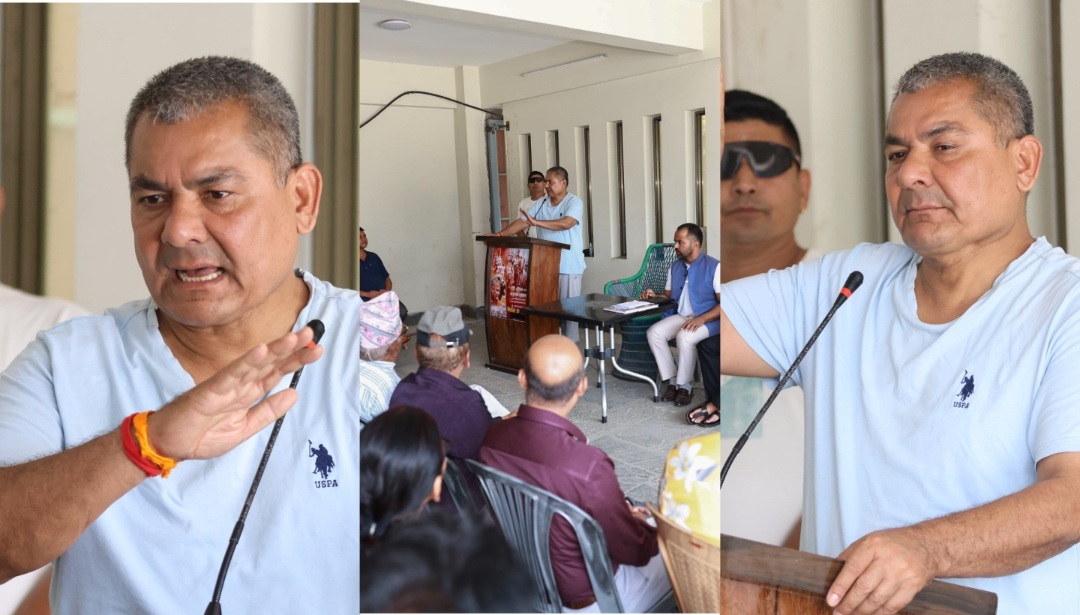 धवलसँग पार्टी गठनको पूर्वसन्ध्यामा दुर्गा प्रसाईंको कार्यसमिति बैठक जारी