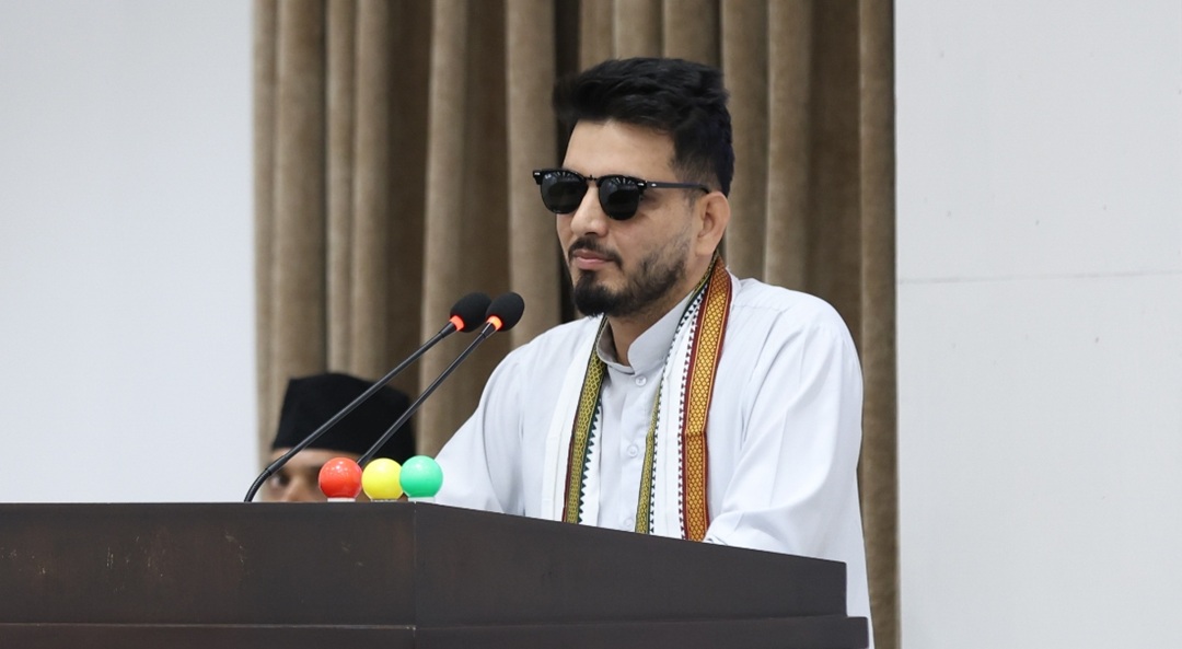 ठेकेदारको ‘खुट्टा भाँचिदिने’ अभिव्यक्तिमा मन्त्री लम्सालको स्पष्टीकरण : ‘उद्देश्य काम गराउने हो’
