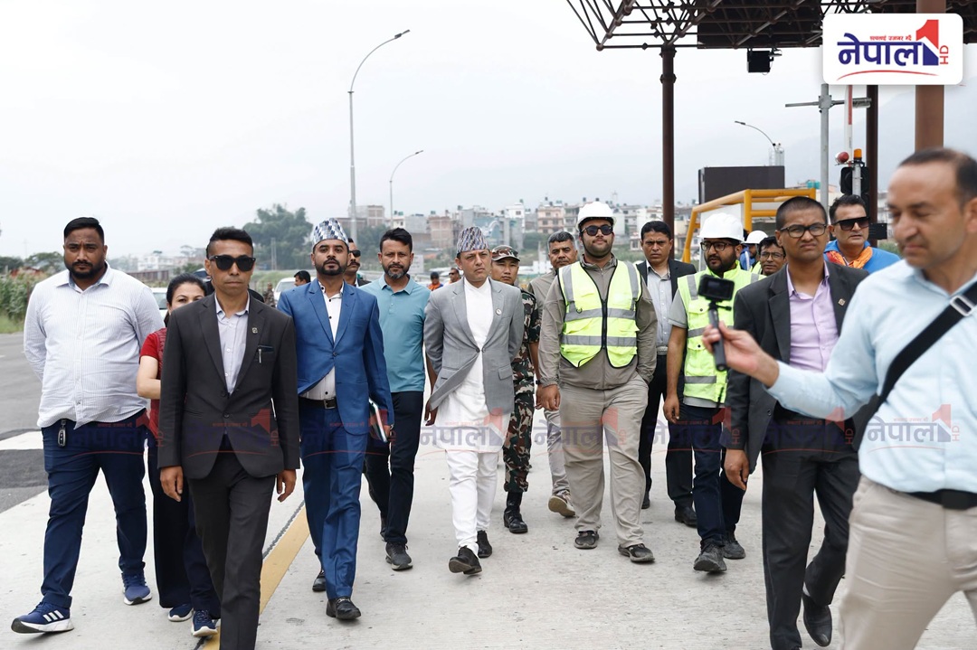 सभामुख अर्यालद्वारा नागढुंगा सुरुङमार्गको निरीक्षण [तस्वीरहरु]