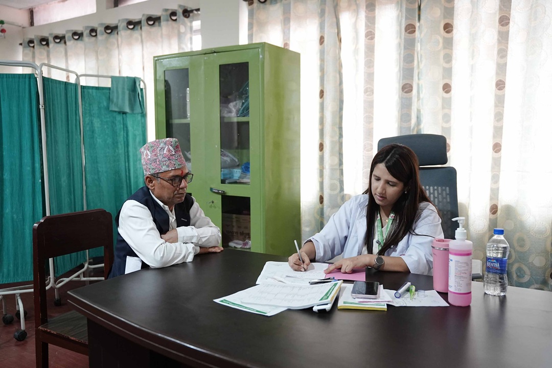 मन्त्रालयमै सिभिलको स्वास्थ्य सेवा इकाई : दैनिक ५० भन्दा बढी कर्मचारी लाभान्वित [फोटो-फिचर]