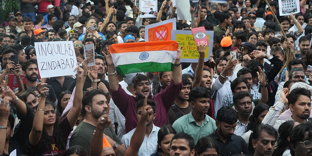 भारतमा चर्कियो कक्रोज जनता पार्टीको आन्दोलन