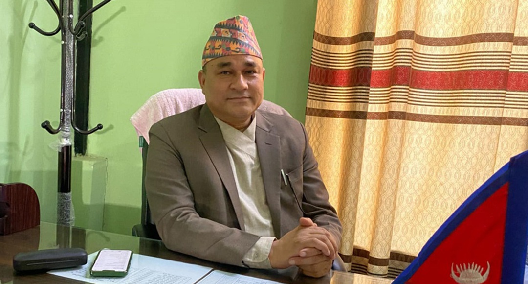 शाहले हटाएका चार मन्त्रीहरु को को हुन् ?