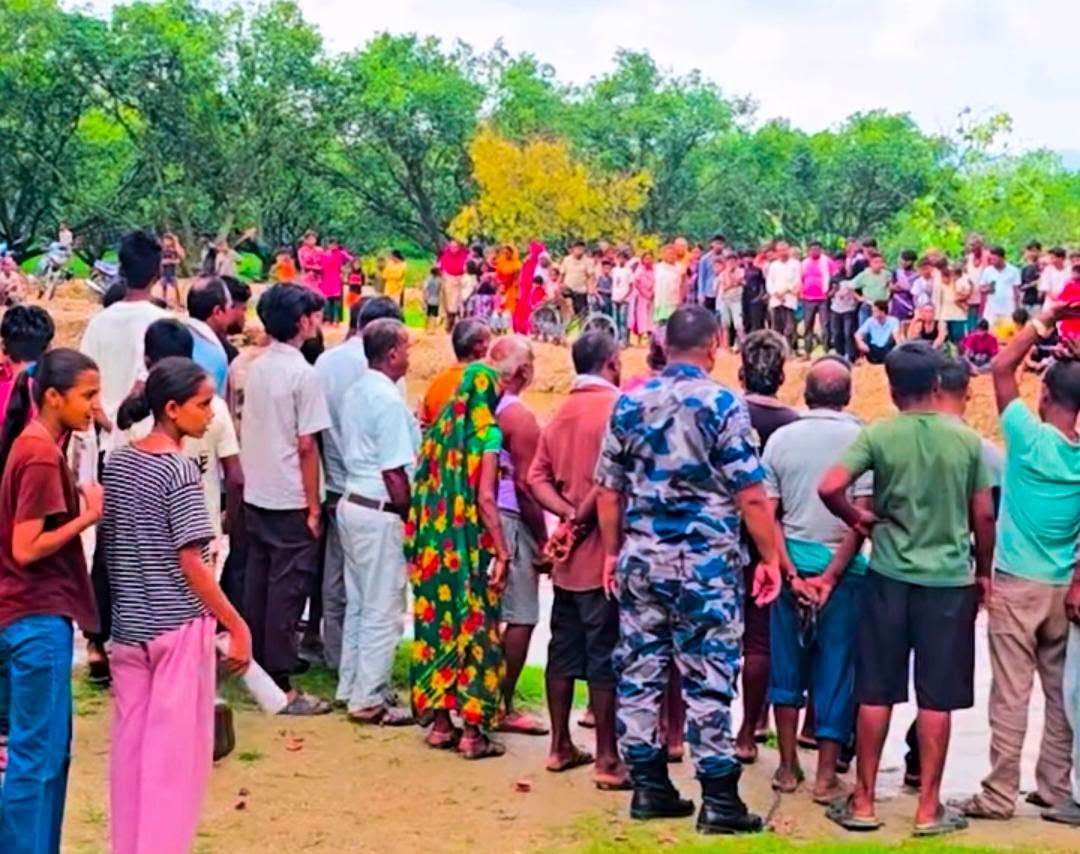 खाल्डोमा डुबेर एकै परिवारका तीन बालबालिकाको मृत्यु