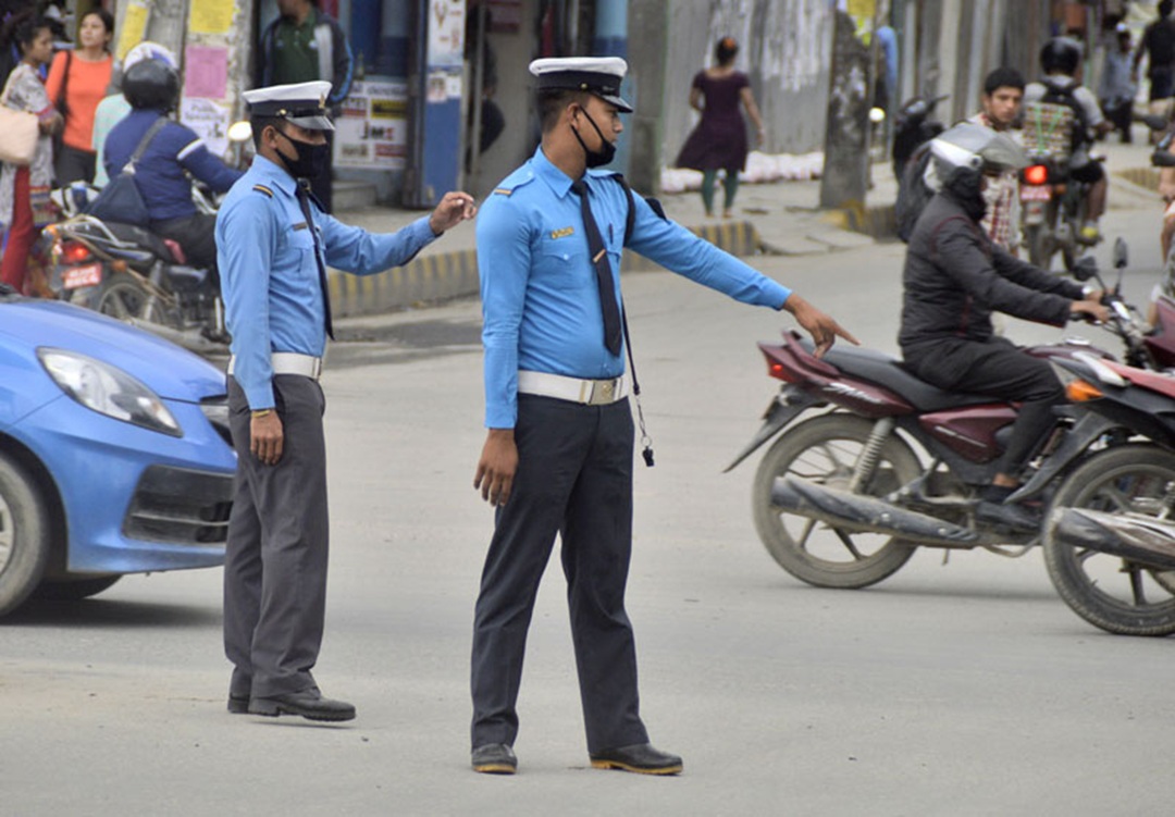 ट्राफिक कारबाहीमा १८ लाख ६० हजार राजस्व संकलन