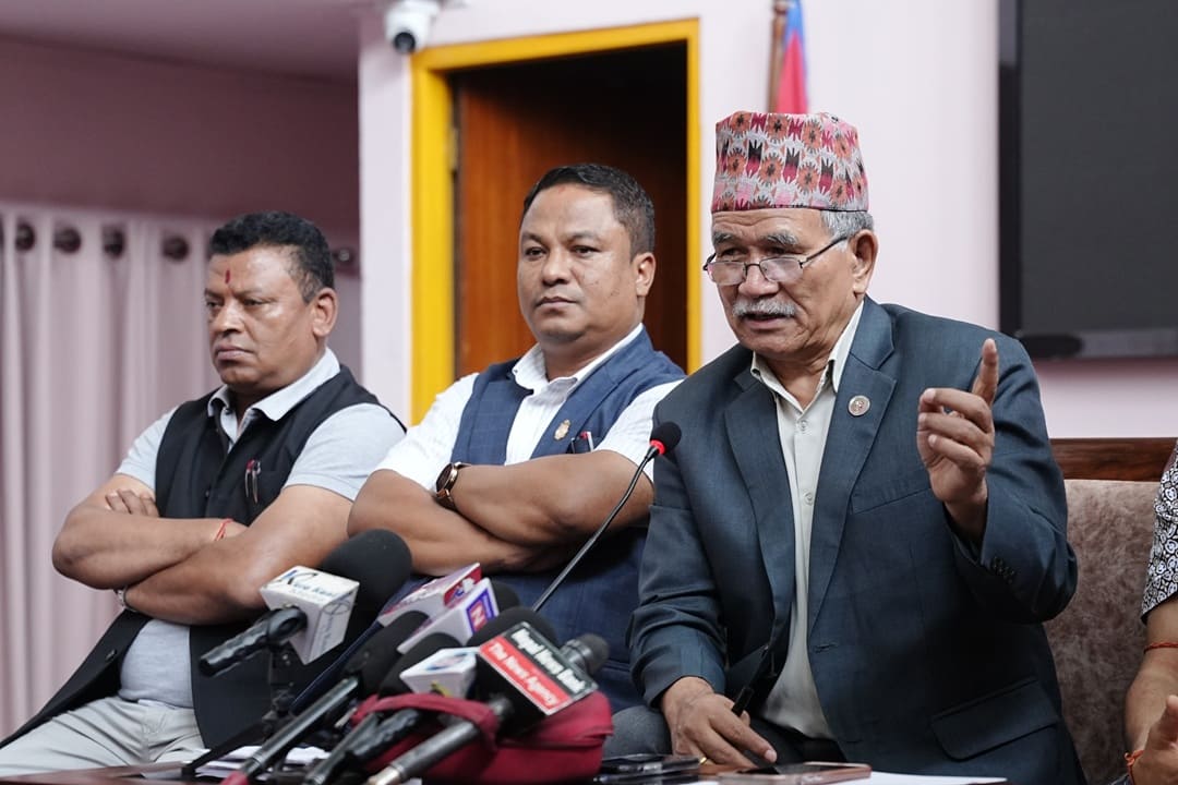 फोहोर व्यवस्थापनको विषय लिएर प्रधानमन्त्री बालेनलाई भेट्ने मेयर्स फोरमको निर्णय