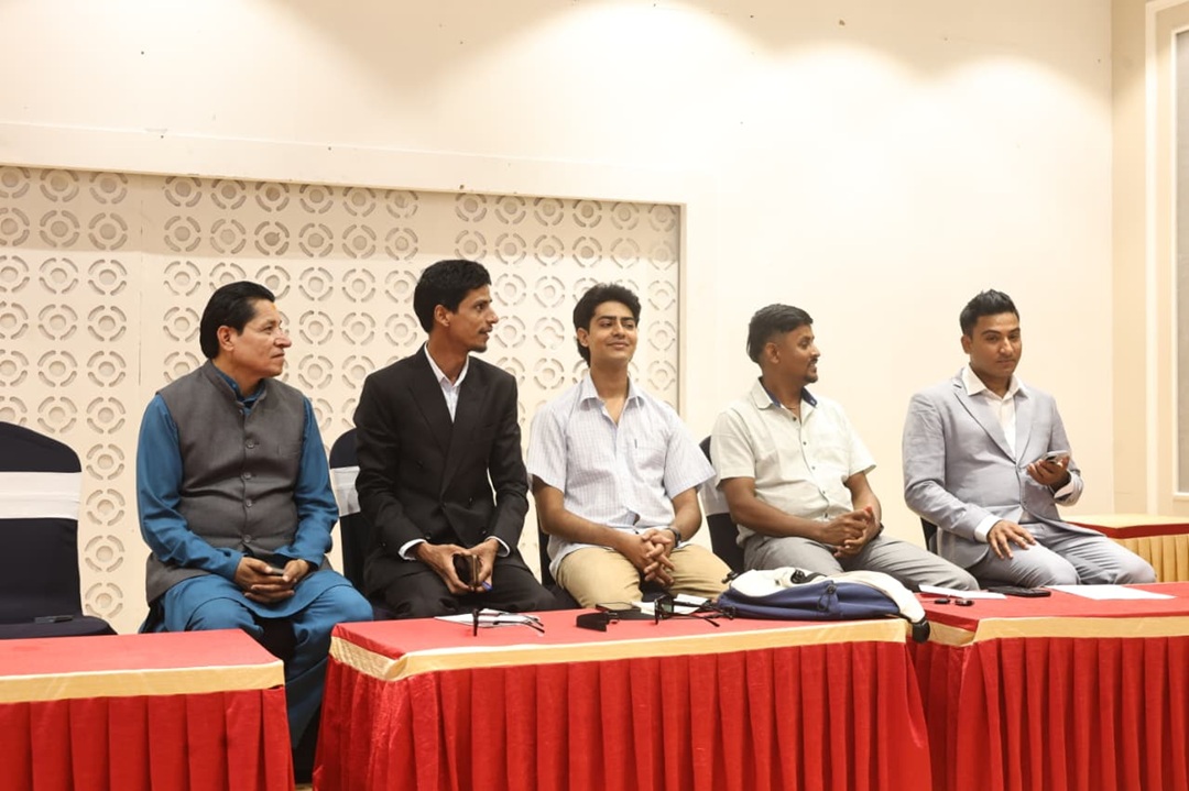 जेनजी अभियन्ता मिराज ढुंगाना समूहको पत्रकार सम्मेलन (तस्वीरहरू)