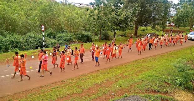साउनको अन्तिम सोमबार: बोलबम यात्रा गर्न भक्तजन सुन्दरीजलमा
