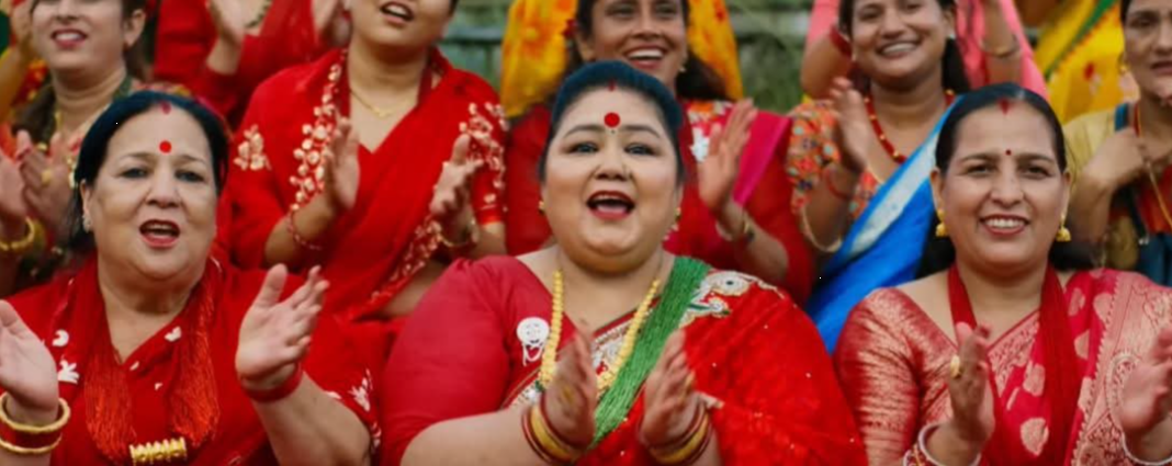 ‘भुरुरु आउँथे बाई चरी भए त’मा अनिल र गीताको ठुम्का