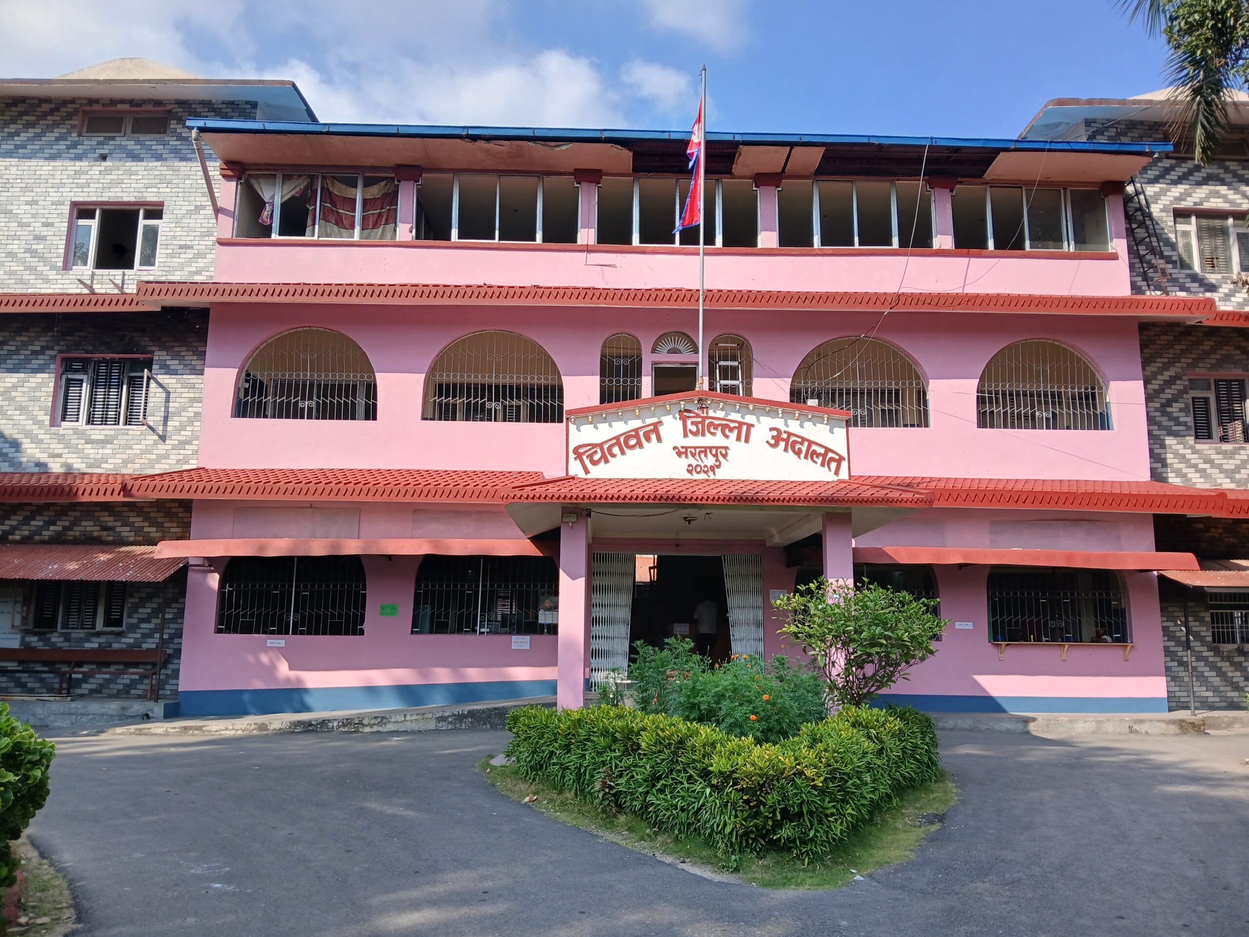 चितवनमा दुई वर्ष माथिका ६६ मुद्दा फैसला हुन बाँकी