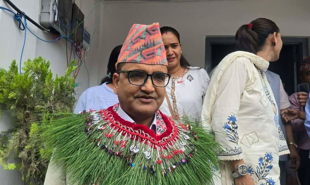 मुख्यमन्त्री बनेपछि खगराजले भने – ‘२७ लाख जनताको नेतृत्वको जिम्मेवारीले चुनौती थपेको छ’