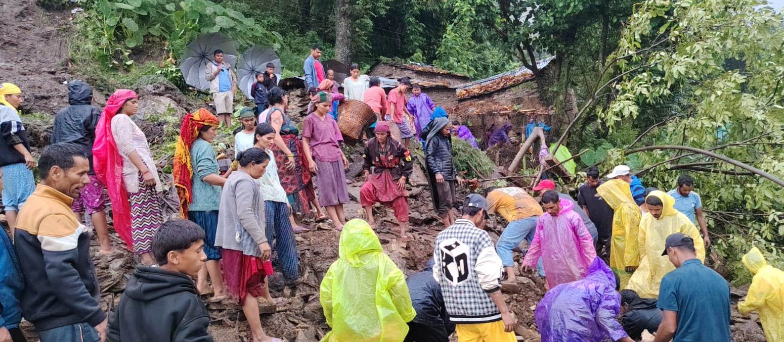 लगातारको वर्षापछि बाजुरामा पहिरो, घर पुरिँदा एक जना बेपत्ता र दुई जना घाइते