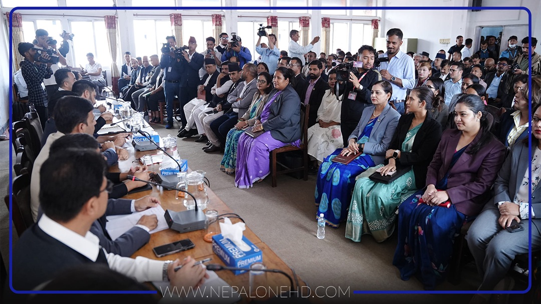 ‘४० लाख सिलिन्डर भित्रिँदा पनि ग्यासको हाहाकार किन?’