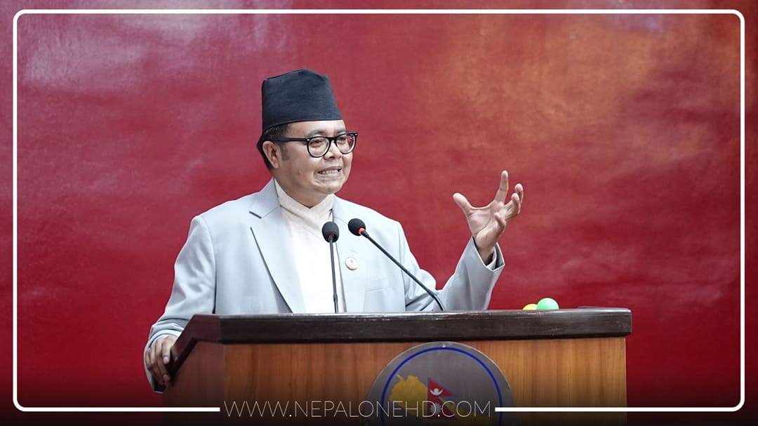 ‘चन्द्रमाबाटै ग्यासको लाइन देखिन्छ रे!’