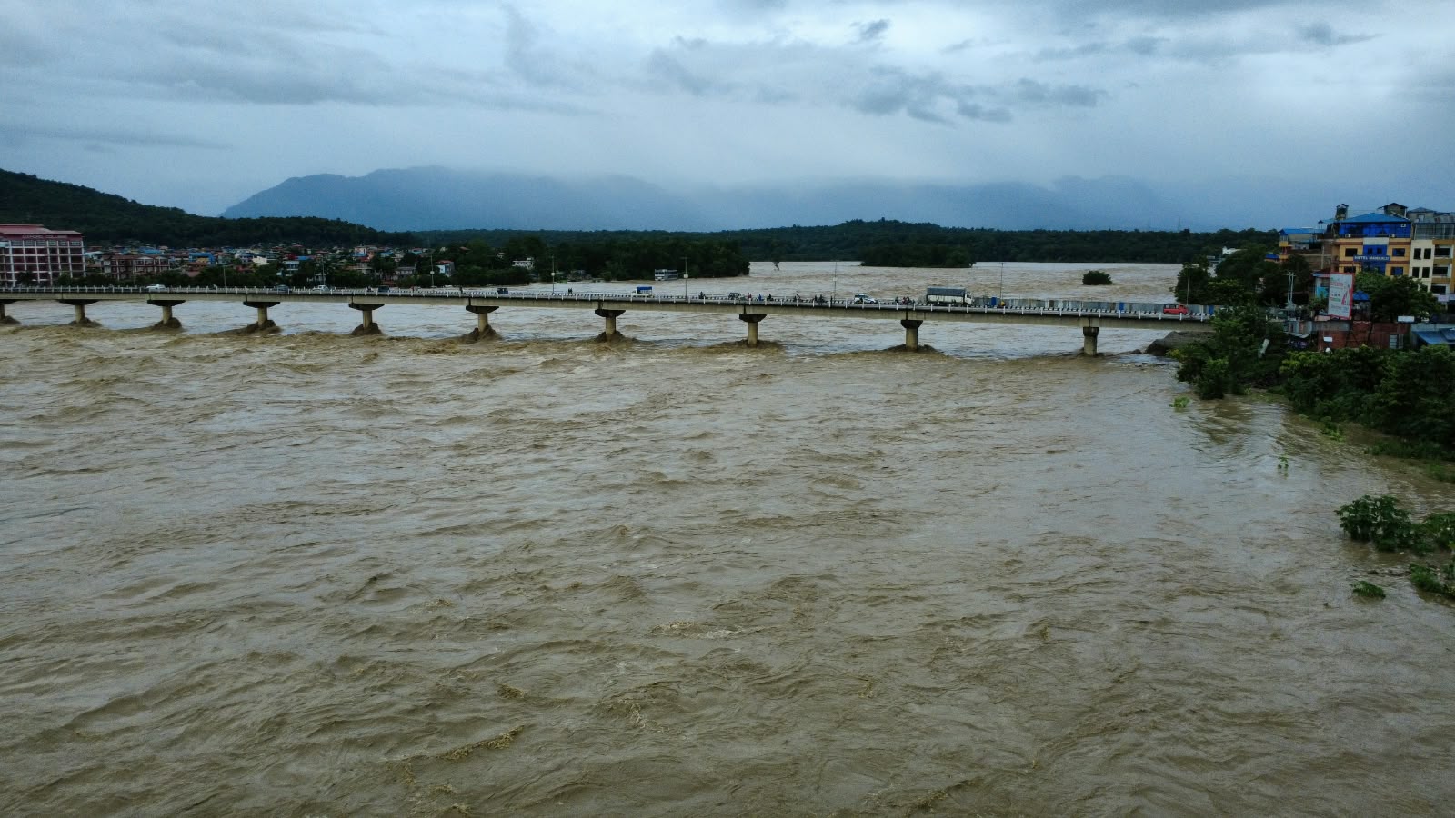 धनुषामा पहिरोले घर पुरिँदा एक महिलाको मृत्यु
