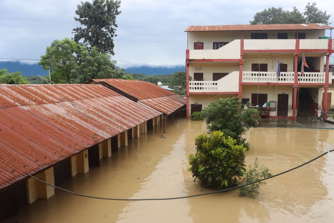 नारायणी उर्लिएपछि भरतपुर-१ मा पस्‍यो बाढी [तस्वीरहरू]