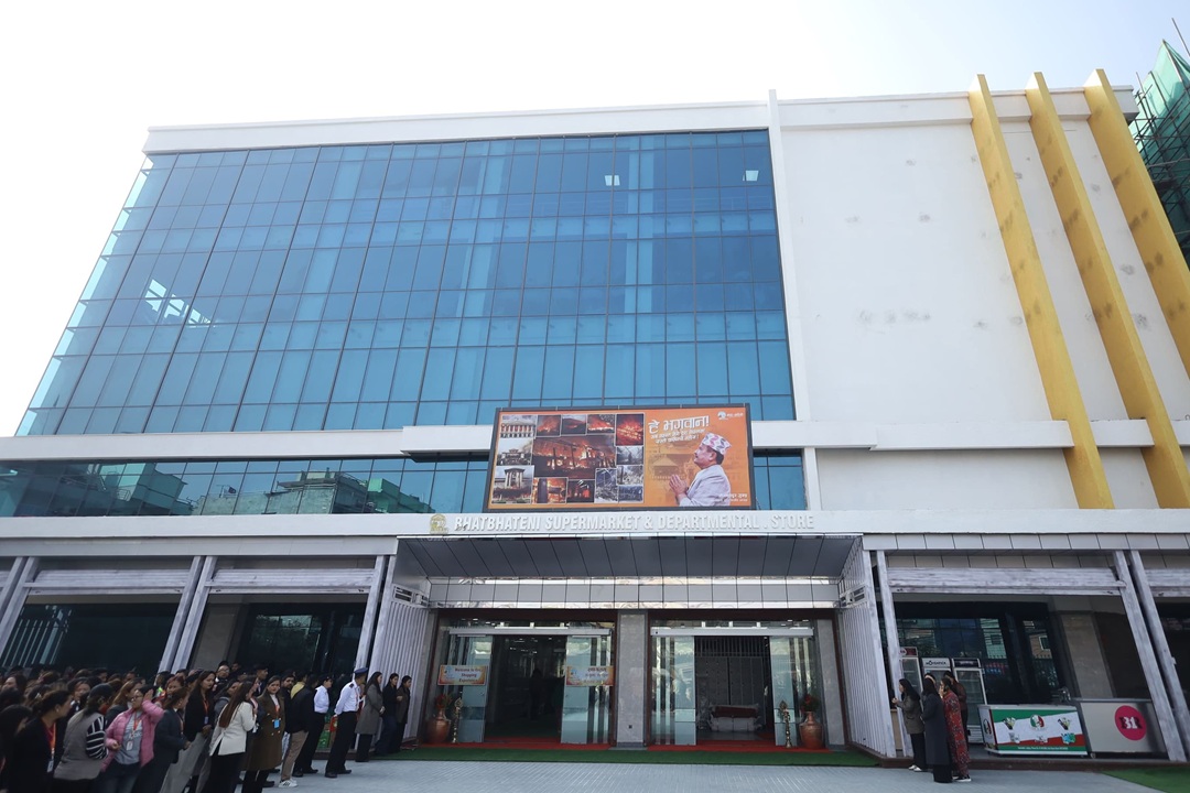 हार नमानेको भाटभटेनी! एक वर्षमै पुरानै लयमा फर्कंदै [तस्वीरहरू]