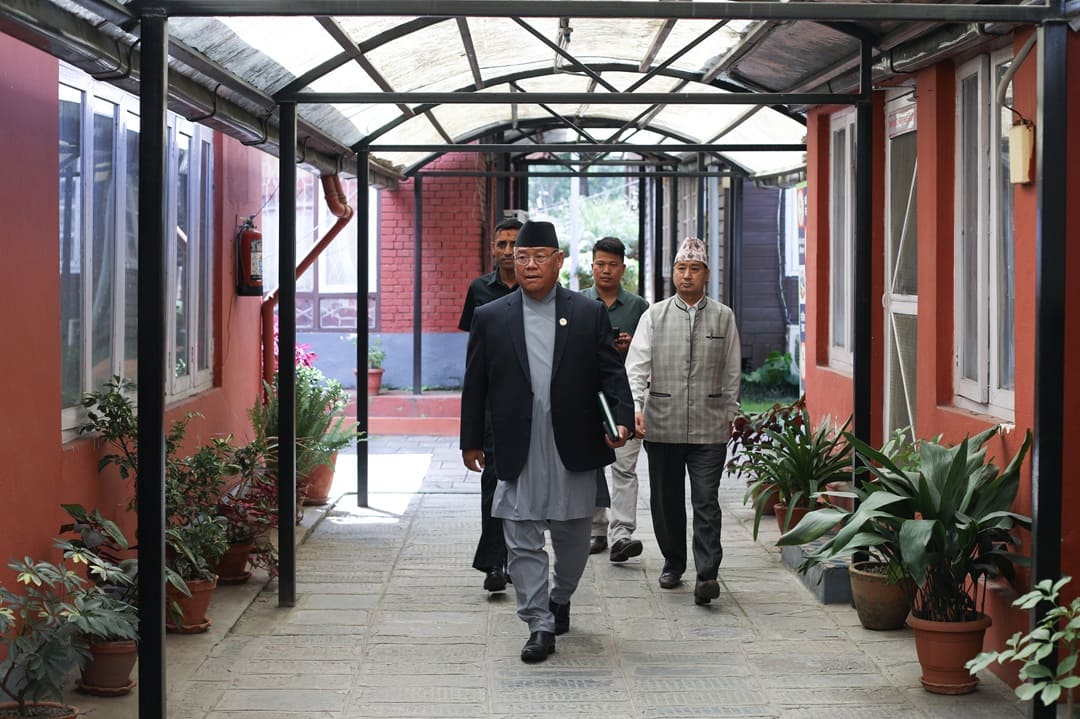 सभामुखसँग प्रतिपक्षी दलका नेता आङदेम्बेको भेट