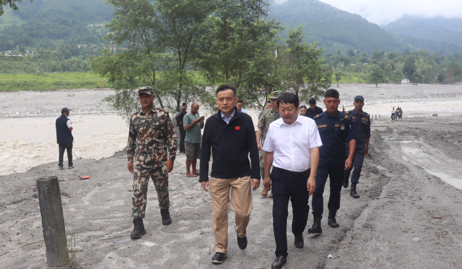 बाढीपछिको पुनरुत्थानमा चिनियाँ सहयोग निरन्तर रहन्छः राजदूत माओमिङ
