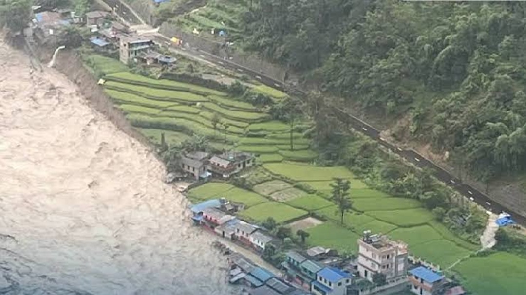 कालीगण्डकी बस्तीमा पस्दा २५ घर बगे, ८० घर जोखिममा