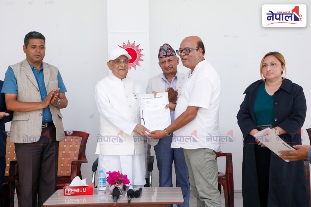 छापा माध्यम बचाउ सुझाव कार्यदलद्वारा ओलीलाई ध्यानाकर्षण