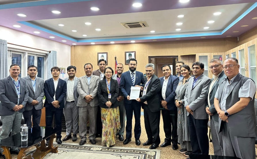 बाढीप्रभावितका लागि त्रिभुवन विश्वविद्यालयको नौ करोड २५ लाख सहयोग