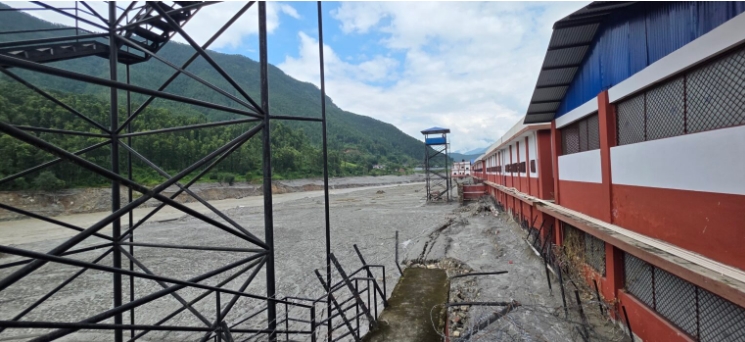 त्रिशूलीमा बाढी आउँदा सुरक्षाकर्मीले यसरी जोगाए ९२३ कैदीबन्दी