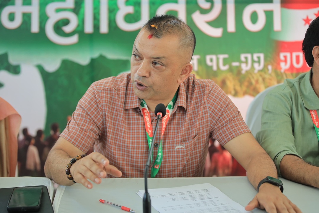 देश शान्त देखिए पनि जनतामा ठूलो असन्तुष्टि र आक्रोश छ – गगन थापा