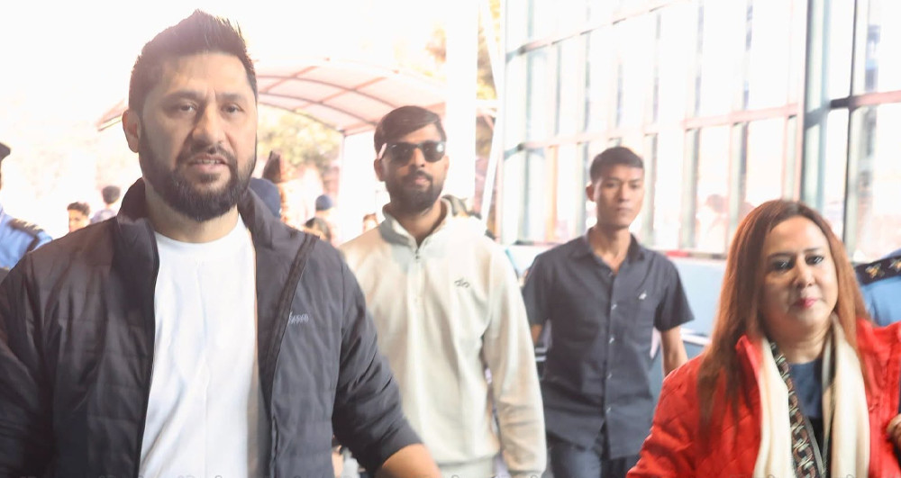 भारत प्रस्थान गर्दै रवि लामिछानेले भने– ‘राजनीतिक भेटघाट केही छैन, कसैले खिचडी नपकाउन’
