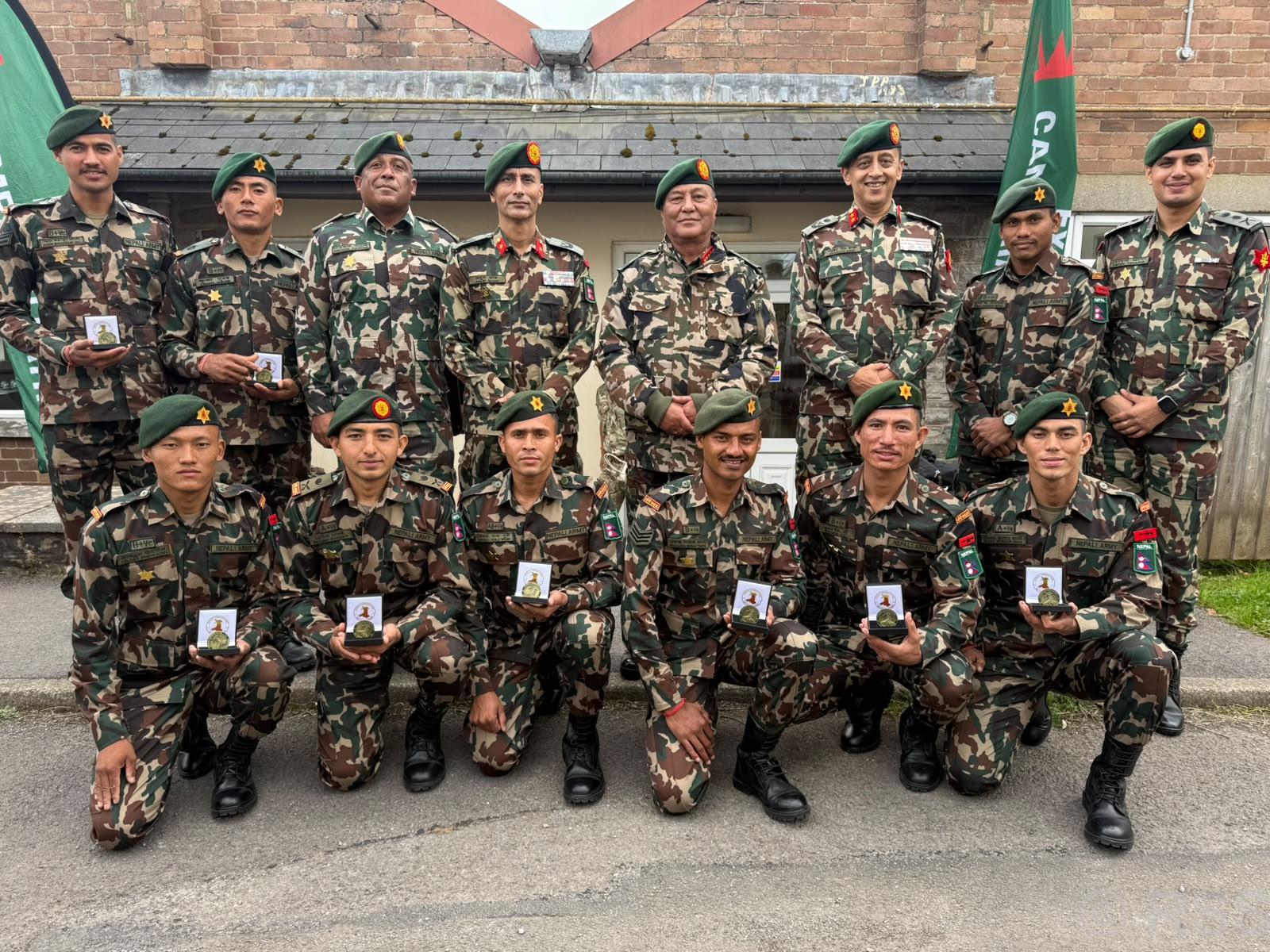 नेपाली सेनालाई बेलायतमा भएको ‘क्यामब्रेन पट्रोल २०२६’ मा स्वर्ण पदक
