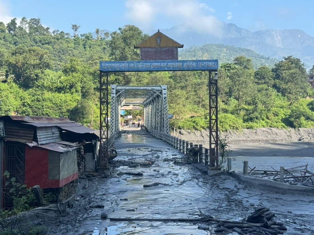 तस्बिरमा हेर्नुहोस् बूढीगण्डकी बाढीको वितण्डा [तस्वीरहरू]