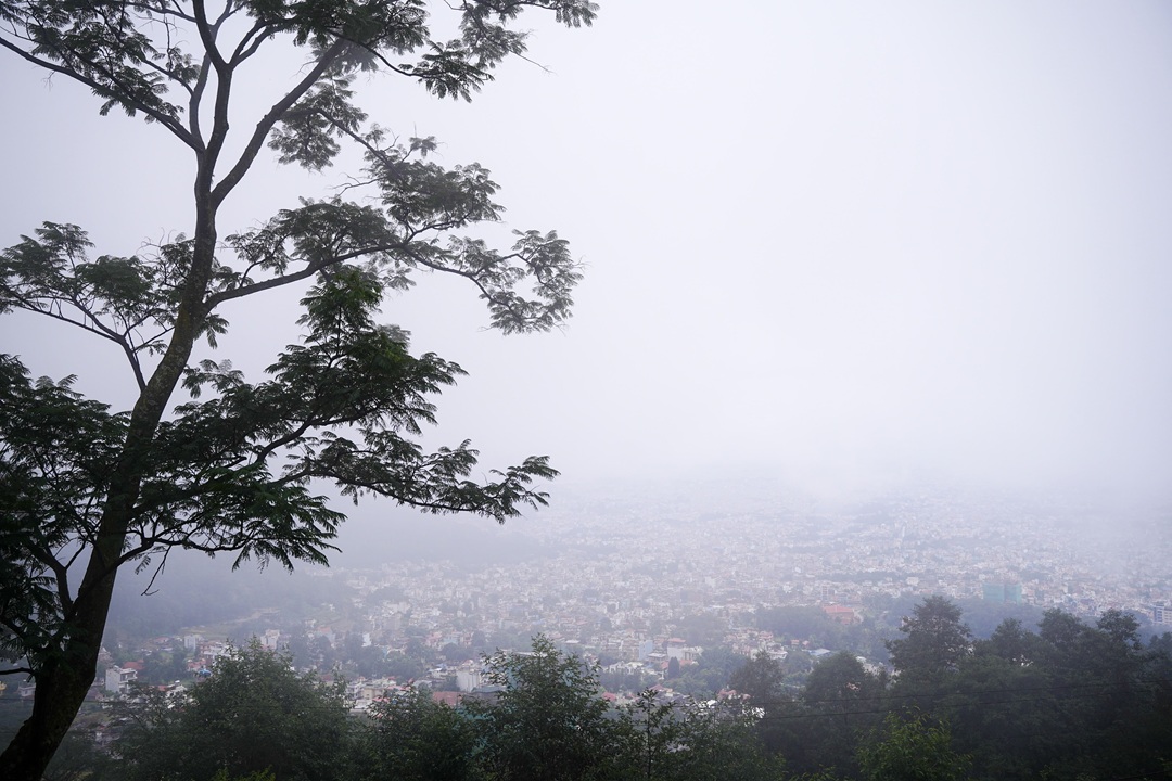 चक्रवात ‘अर्नब’को असर नेपालमा, काठमाडौंसहित विभिन्न क्षेत्रमा वर्षा (तस्वीरहरू)