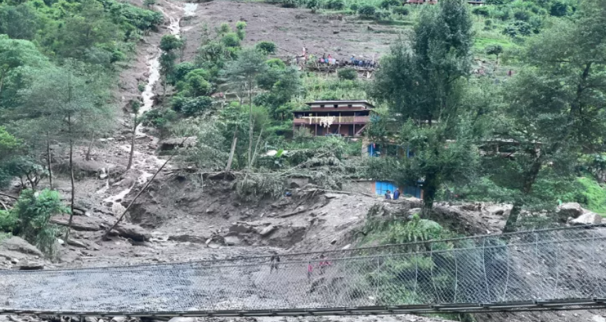 बागलुङ पहिरो : बेपत्ता महिलाको शव फेला, मृतकको सङ्ख्या १३ पुग्यो