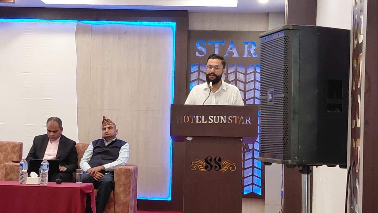 लुम्बिनी बौद्ध विश्वविद्यालयलाई विशिष्ट पहिचान कायम गर्न मन्त्री पोखरेलको निर्देशन
